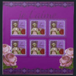 Je T'aime Lila Romantic Girl Vintag Collage Serviette<br><div class="desc">Je T’aime Lila Romantic Girl Vintag Collage Dies ist eine Collage in lila und rosa aus einem hübschen Vintagen Damenfoto,  das gefärbt wurde und Rose mit den Worten Je T’aime - Ich Liebe Sie auf Französisch. Vintager Hintergrund und ein verzierter lila und Lavendelrand. Von Lark Designs entworfen</div>