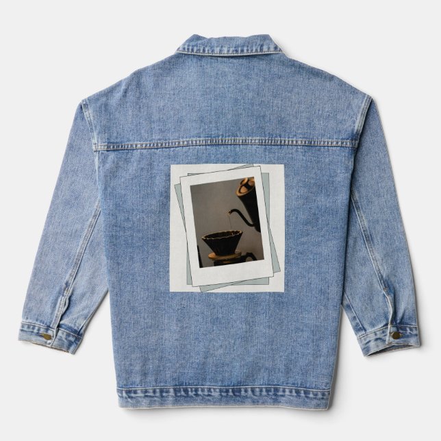 Jeansjacke mit Teee-illustration (Rückseite)