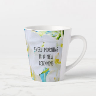 Jeden Morgen Milchtasse