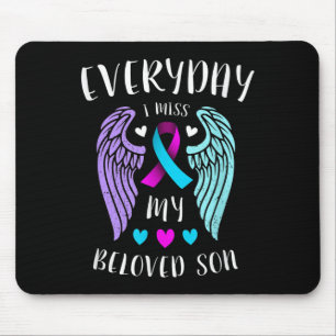 Jeden Tag vermisse ich meinen geliebten Sohn - Sel Mousepad