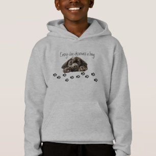 Jeder Hund verdient einen Jungen, einen Niedlichen Hoodie