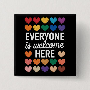 Jeder ist hier willkommen LGBTQ Button
