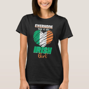 Jeder mag ein nettes irisches Mädchen Hübsche iris T-Shirt