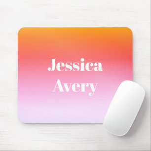 Jeder Name Retro-Modern gestylter Text farbenfro Mousepad