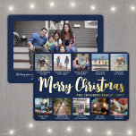 Jeder Text 11 Foto Collage Simple Navy Blue & Gold Folien Feiertagskarte<br><div class="desc">Senden Sie stilvolle fröhliche Grüße und teilen Sie 11 Ihrer Lieblingsfotos mit einer individuellen Foto Collage blau und goldfarben Folie Urlaubskarte. Der gesamte Text auf dieser Vorlage ist einfach zu personalisieren und enthält alle möglichen Formulierungen, wie z. B. Frohe Weihnachten, glückliche Feiertage, Frohe Festtage, Neujahrsjubiläen usw. (IMAGE PLACEMENT TIP: Eine...</div>