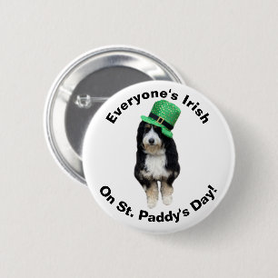 Jedermann ist irisch am St Paddy's Day niedlicher Button