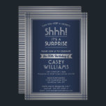 Jedes Alter Überraschung Geburtstag Elegant Marine Einladung<br><div class="desc">Schah! Kannst du ein Geheimnis behalten haben? Laden Sie Familie und Freunde zu einem eleganten und aufregenden Fest mit dieser marineblauen und silbernen Geburtstagsfeier ein. Das Design umfasst Imitate aus rostfreiem Edelstahl, moderne schwarze Streifen und stilvolle Vintage Kunst-Deko inspirierte Typografie. Bitte beachten Sie, dass Silber in grauer Farbe gedruckt wird,...</div>