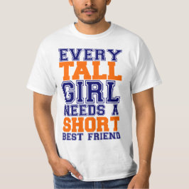 Jedes große Mädchen benötigt einen kurzen besten T-Shirt