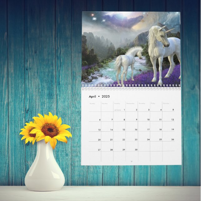 Jedes Jahr verzaubert Unicorn Familienfoals Fantas Kalender (Von Creator hochgeladen)