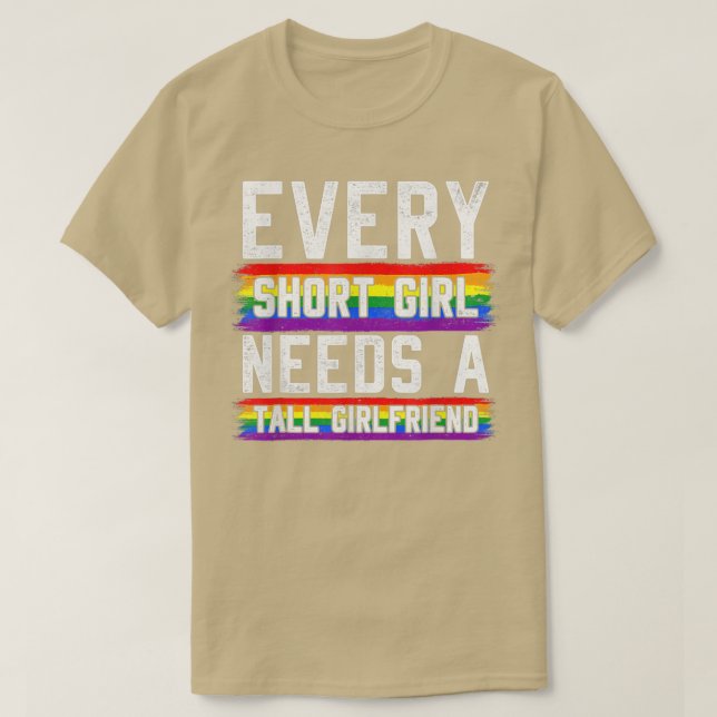 Jedes Kurze Mädchen braucht eine große Freundin Le T-Shirt (Design vorne)