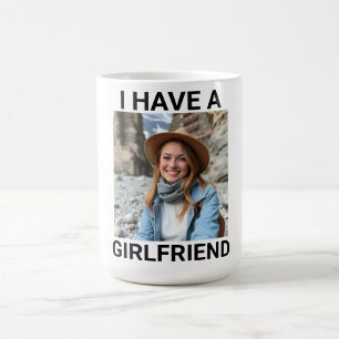 Jedes Mal, wenn ich ausgehe, habe ich ein Foto mit Kaffeetasse