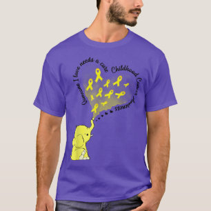 Jemand, der in der Liebe ist, braucht ein Kur von  T-Shirt