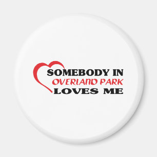 Jemand    liebt mich ins Shirt Magnet