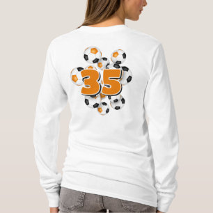 Jersey Nummer auf Gruppe der Fußball-Bälle orange T-Shirt