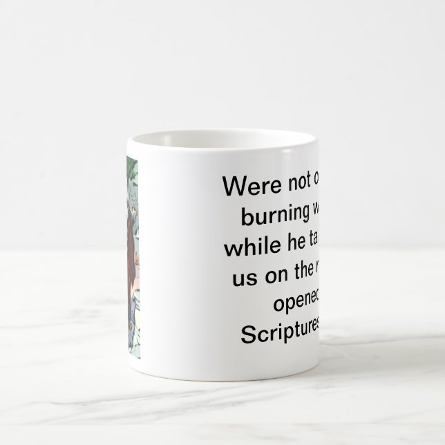 Jesus auf der Straße zu Emmaus Kaffeetasse (Mittel)