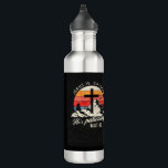 Jesus is calling edelstahlflasche<br><div class="desc">Beautiful retro sky with mountain scene and cross on black water bottle. Quote, "Jesus is calling, He's patiently waiting." Nice gift idea for the Christian you know that loves Jesus and enjoys carrying a water bottle. Great for camp retreats or just around town to sip on and let others know...</div>