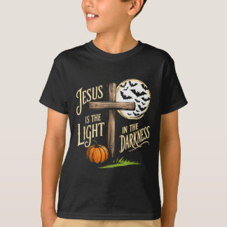 Jesus ist das Licht in der Dunkelheit Christliches T-Shirt