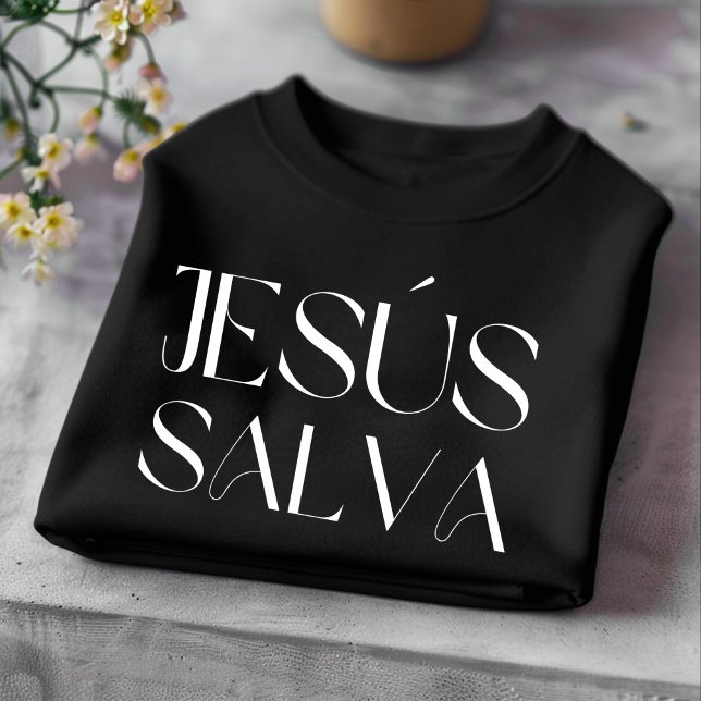 Jesús Salva Christian Spanish T-shirt (Créateur téléchargé)