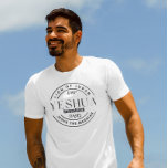 JESUS T-Shirt<br><div class="desc">Yeshua Hamashiach Jesus ist Messias T - Shirt, der König kommt. T Shirt; in gemischter Kalligraphie & minimalistischer Typografie. Dieses trendige, moderne Design des Glaubens ist das perfekte Geschenk und eine Christliche Aussage. #christlich #religion #scripture #bible #Jesus #Yeshua #YeshuaHamashiach #JesusMessiah</div>