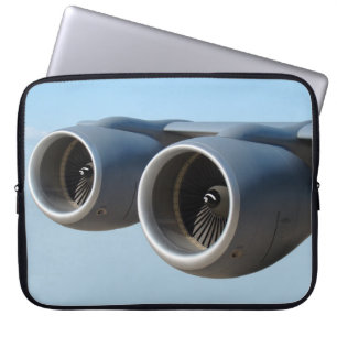 Jet-Motor in Blue Sky Laptop Sleeve