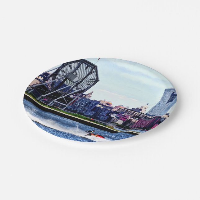 Jet-Ski-Fahren am Colgate Clock Pappteller (Schrägansicht)