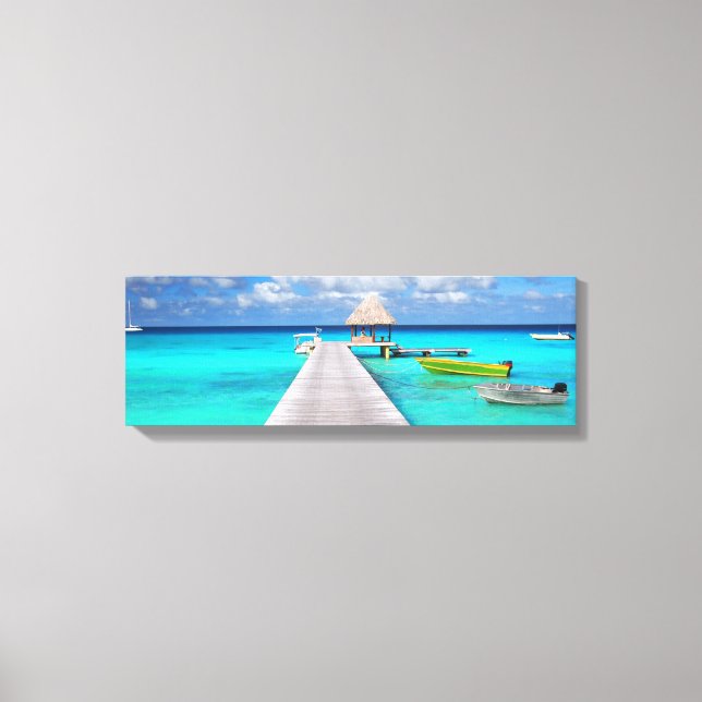 Jetty mit Booten in einer tropischen Lagune Leinwanddruck (Vorderseite)