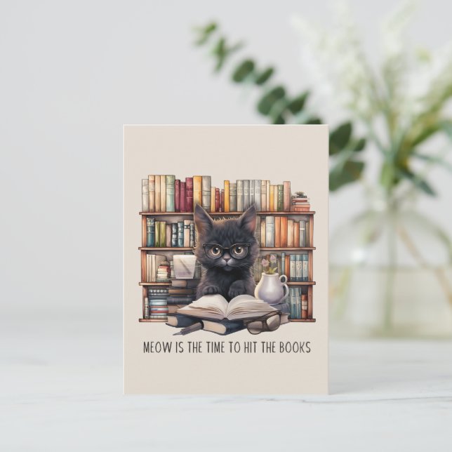 Jetzt ist es an der Zeit, die Bücher zu treffen Postkarte (Stehend Vorderseite)