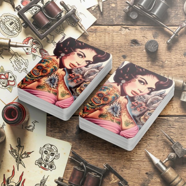 Jeu De Cartes Fille rétro tatouée pin-up (Créateur téléchargé)