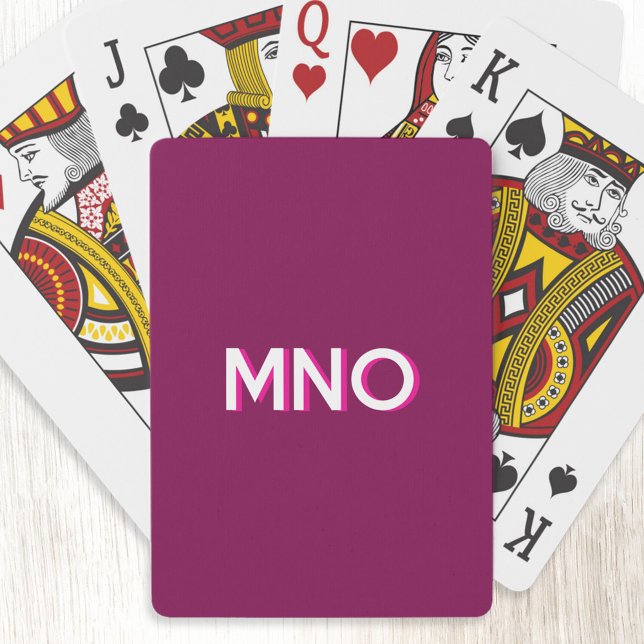 Jeu De Cartes Initiales Monogrammes modernes Drop Shadow Cherry  (Modern drop shadow three letter monogram initials personalized playing cards in dark cherry pink)