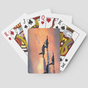 Jeu De Cartes Joue contre le coucher du soleil 