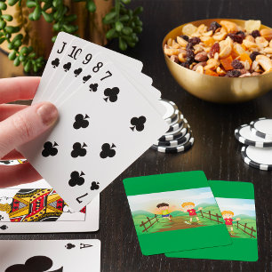 Jeu De Cartes Joyeux Enfants Jouant À L'Extérieur