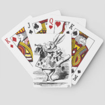 Le lapin blanc d'Alice jouant aux cartes