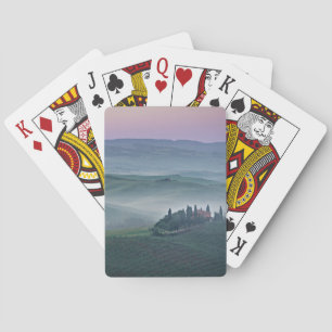 Jeu De Cartes Lever de soleil au-dessus des cartes d'un paysage