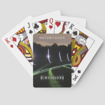 Phuerthann - Dimensions jouant aux cartes