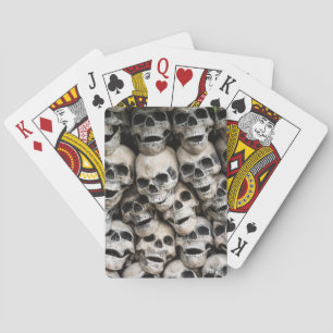 Jeu De Cartes Pile De Crânes Jouant Des Cartes