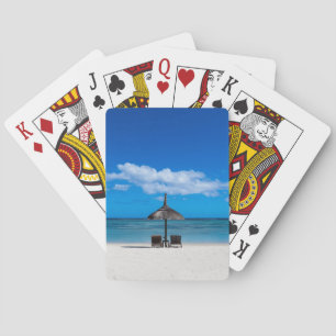 Jeu De Cartes White Sand beach of Malope Flac Mauritius overloo
