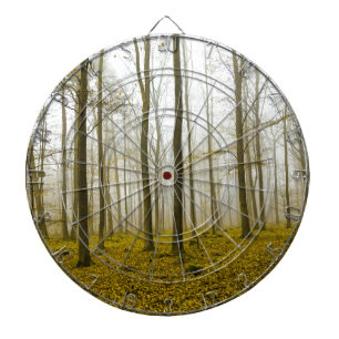 Jeu De Fléchettes Fantasy forest with fog and yellow leaves