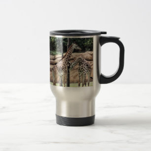 Jeu de la tasse de voyage des girafes solides