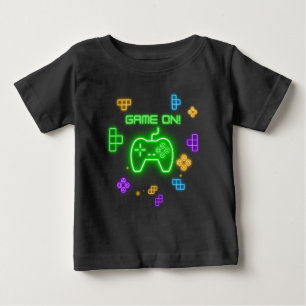 Jeu sur t-shirt du joueur vert néon, bleu & jaune
