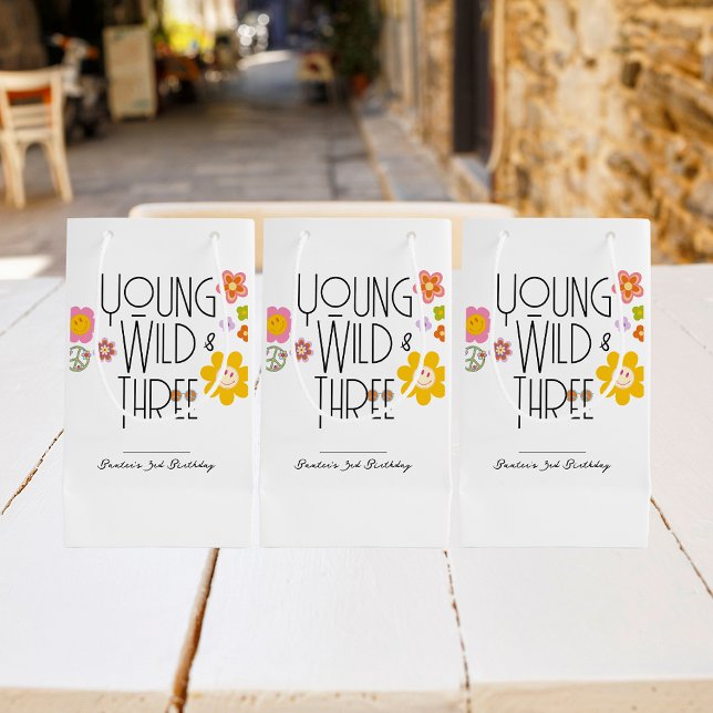 Jeune, sauvage et trois | Sac cadeau d'anniversair (Créateur téléchargé)