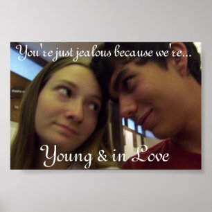 Jeunes et en affiche d'amour