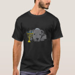Jewish Pitbull Dog Menorah Hanukkah Pajamas Chanuk T-Shirt<br><div class="desc">Weihnachtsfamilien-Matching-Outfits,  Weihnachtsfamilien-Matching-Outfits,  Weihnachtsfamilien-Set,  Weihnachtsfamilien-T - Shirt,  Weihnachtsfamilien-Shirts,  Weihnachtsfamilien-Matching-T-Shirts,  Weihnachtsfamilien-Shirts,  Weihnachts-Shirts für Familien</div>