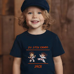 Jiu Jitsu Champ Birthday Party T - Shirt<br><div class="desc">Jiu Jitsu Champ Geburtstagsparty T - Shirt. Unser Jiu Jitsu Champion wird 7. Begleiten Sie uns zu einem ereignisreichen Geburtstagsfest im Jiu Jitsu Fitnessraum für Pizza, Spiele und jede Menge Spaß. Dieser Party-T - Shirt verfügt über zwei hübsche Cartoon-Figuren, perfekt für ein Kind, das Kampfkunst Liebe. Bereiten Sie sich auf...</div>