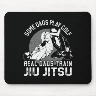 Jiu Jitsu Vater Einige Väter spielen Golf Wirklich Mousepad