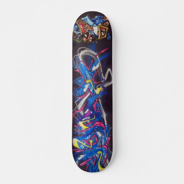Joax u. UVB-Graffitiwand Skateboard (Vorne)