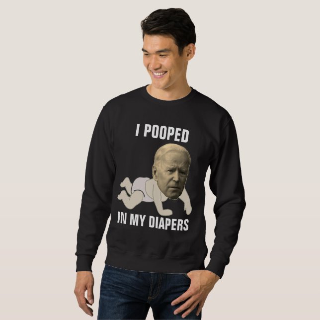 JOE BIDEN POOPÉE DANS DIAPERS FUNNY T-Shirts (Devant entier)