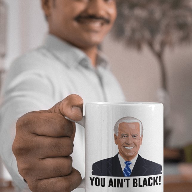 JOE BIDEN TU N'ES PAS NOIRE ! ! Tasses de café (Créateur téléchargé)