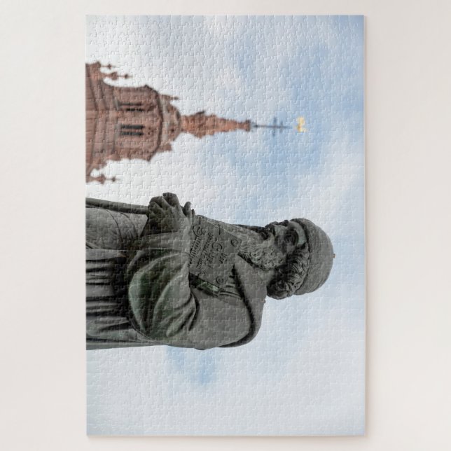 Johannes-Gutenberg-Statue (Vertikal)
