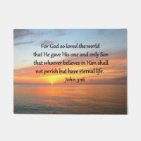 JOHN 3:16 SONNENREISE ÜBER DEM OZEANISCHEN FOTO