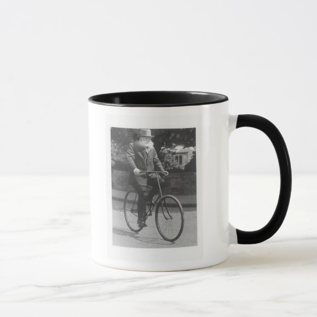 John Boyd Dunlop Tasse (Rechts)
